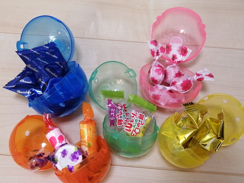 ガチャガチャオーナメント①